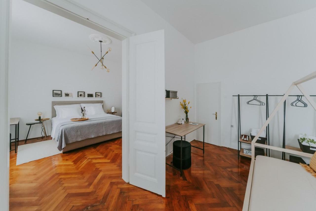 Alloro Boutique Apartment Pula Eksteriør billede