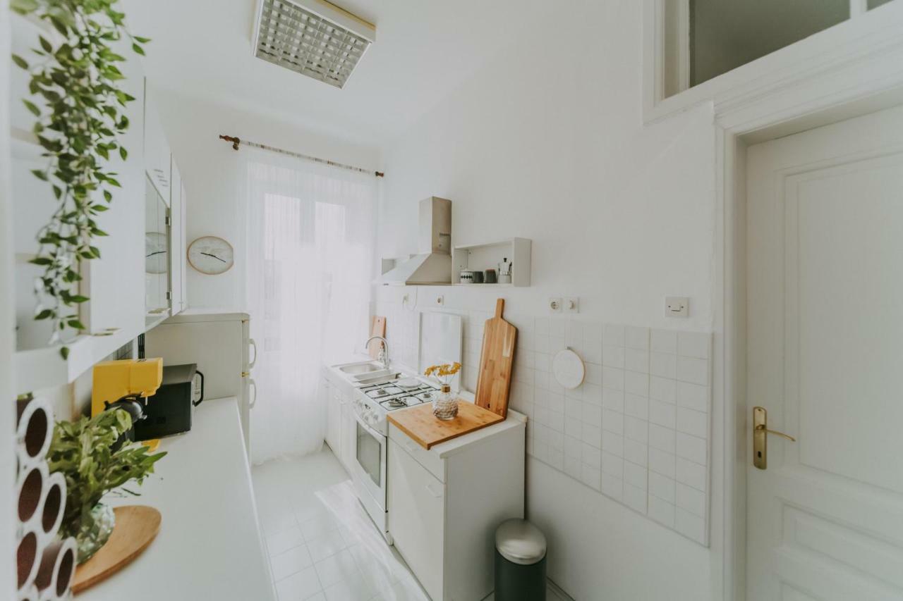 Alloro Boutique Apartment Pula Eksteriør billede