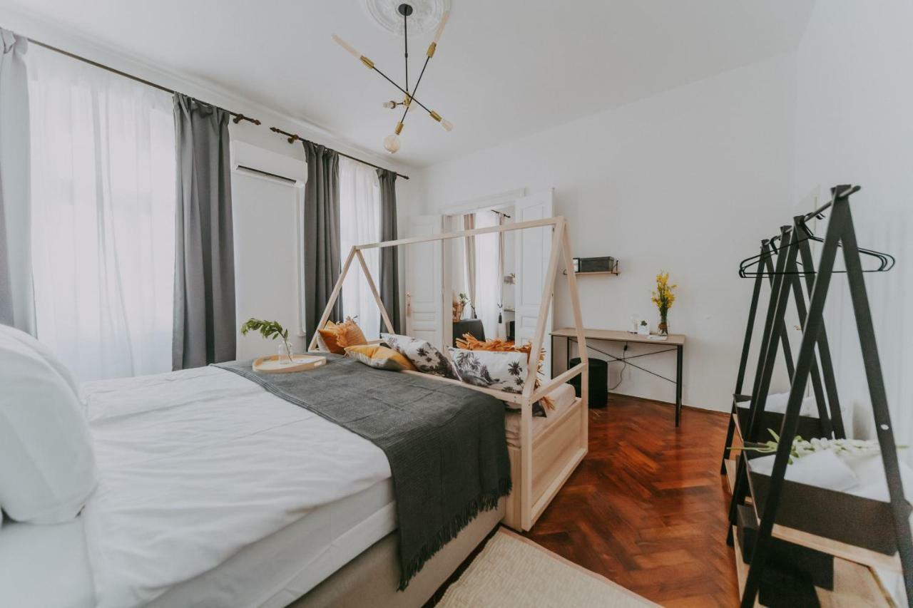 Alloro Boutique Apartment Pula Eksteriør billede